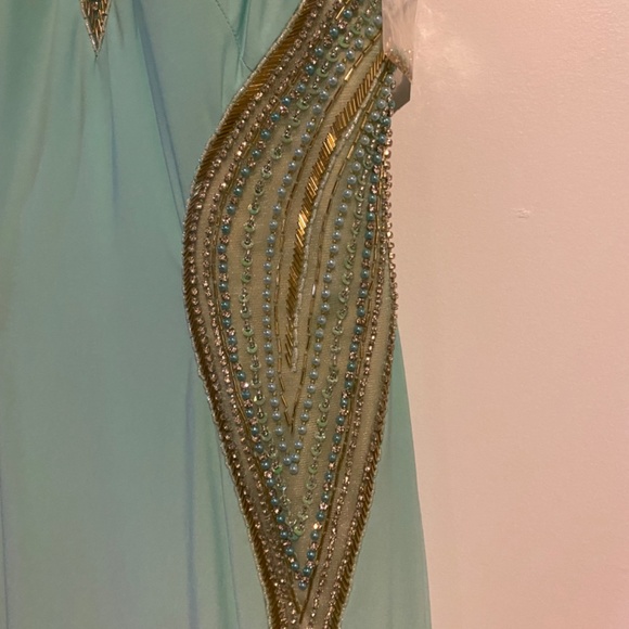 Light blue body con straight prom dress - Picture 4 of 10